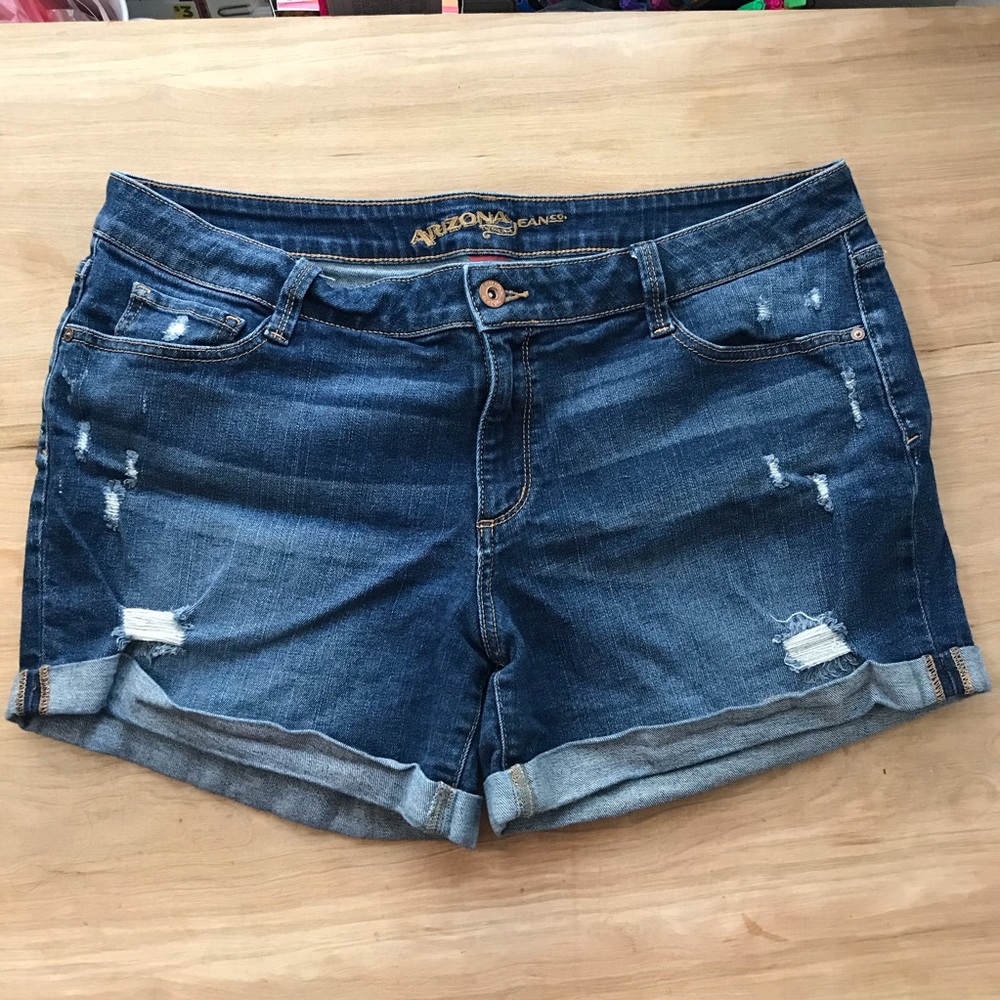 0001 | Jean shorts